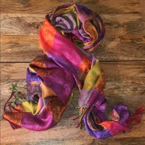 NWOT 100% pashmina scarf/wrap